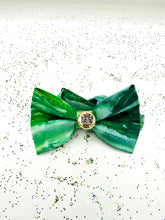 Load image into Gallery viewer, “Queen” Bow Tie
