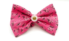 Load image into Gallery viewer, Pink Floral Bow Tie
